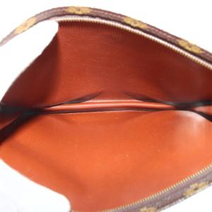 LOUIS VUITTON ポッシュ トワレット26 セカンドバッグ モノグラム ブラウン