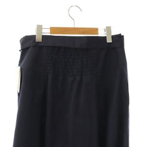 TO BE CHIC フレアスカート ロング ベルト付き 撥水加工 46 ネイビー /CX GY35