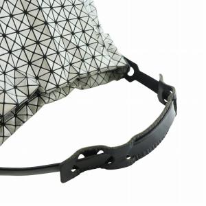 BAOBAO ISSEY MIYAKE PRISM ハンドバッグ グレー シルバーカラー BB55-AG065