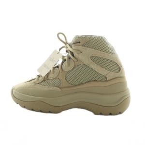 YEEZY DESERT BOOT ROCK スニーカー