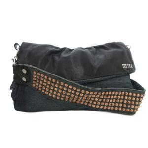 ショルダーバッグ 斜め掛け デニム地 レザー 黒 ブラック インディゴ スタッズ付き /FF