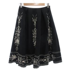 フレアスカート ひざ丈 タック ウール 刺繍 M 黒 ブラック 白 ホワイト /GV