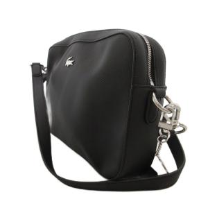 LACOSTE ショルダーバッグ 斜め掛け クロスボディ スクエア チャーム付き 黒 ブラック /FF