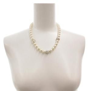 SWAROVSKI Nude All-Around ネックレス クリスタル・パール ペンダント 白 ホワイト シルバーカラー