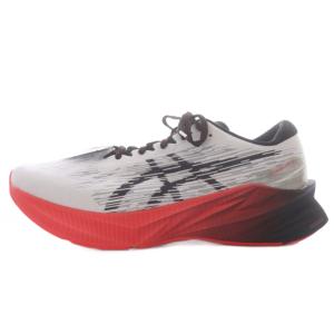 NOVABLAST 3 WIDE ランニングシューズ スニーカー US9.5 ホワイト 1011B459-104