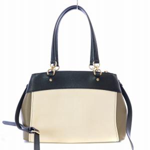 COACH ショルダーバッグ トートバッグ 2WAY PVCレザー チャーム 白 ホワイト グレージュ 黒 ブラック F24549