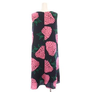 Grace Class サテン幾何プリントワンピース ひざ丈 ノースリーブ いちご柄 36 紺 ピンク 29135026 /YM