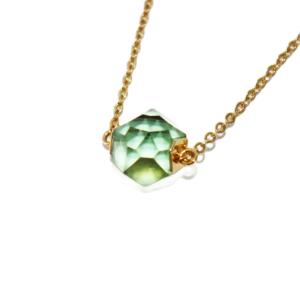 Nuts Erinite ネックレス ペンダント ゴールドカラー グリーン /KH