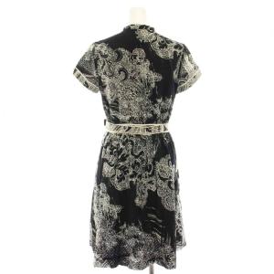 LEONARD ファッション FASHION ワンピース ひざ丈 半袖 レース 総柄 ベルト付き 黒 ブラック 白 ホワイト