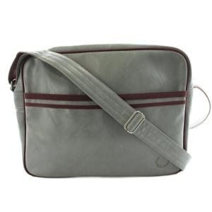 PVCレザーショルダーバッグ ロゴ グレー /KU