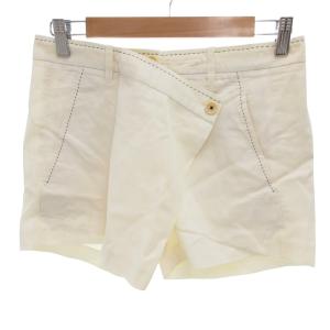 美品 ショートパンツ 34 白 ホワイト ショート丈 ラップデザイン ステッチデザイン /IL GY06