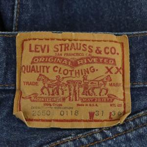 Levi's デニムパンツ テーパード ボタンフライ カットオフ 