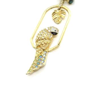 SWAROVSKI tropical parrot オウムモチーフ ピアス アクセサリー クリスタル ゴールド色 緑 グリーン