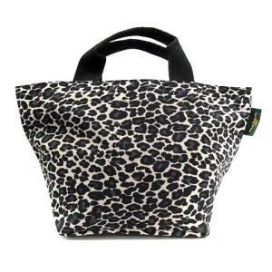 21SS ナイロン 舟形 トート M ヒョウ柄 カモフラージュ柄 ハンドバッグ 黒 ブラック 白 ホワイト グレー 1027F