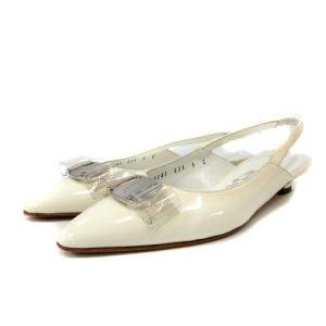 ヴァラバックストラップパンプス 5 ホワイト