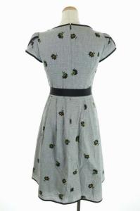 M'S GRACY 20年製 花柄プリントワンピース 膝丈 ギンガムチェック リボンベルト付き ブラック ホワイト