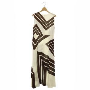 総柄ロングワンピース ホワイト