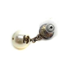CHANEL P11 K ココマーク ピアス ホワイト