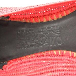 Salvatore Ferragamo DELFY ヴァラ フラットシューズ 6.5 レッド