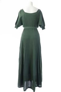 Diagram GRACE CONTINENTAL 21SS パフプリーツスクエアネックニットワンピース 36 グリーン