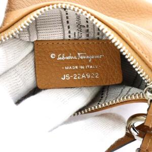 Salvatore Ferragamo ポーチ ガンチーニ レザー ブラウン JS-22A922