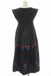 me ISSEY MIYAKE プリーツ ドッキングノースリーブロングワンピース フレア ブラック チャコールグレー ブルー