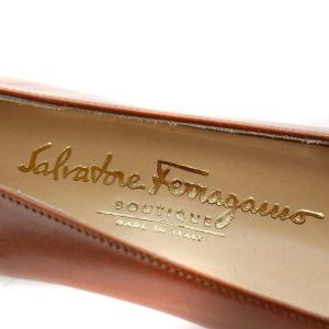 Salvatore Ferragamo ヴァラリボン レザーパンプス ブラウン