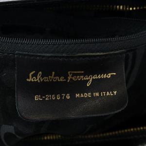 Salvatore Ferragamo ヴァラリボン ショルダーバッグ ブラック