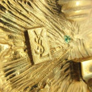 YVES SAINT LAURENT クローバーイヤリング ゴールド色