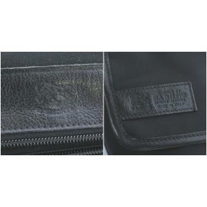 IL BISONTE ショルダーバッグ ブラック