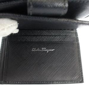 Salvatore Ferragamo 財布 二つ折り ガンチーニ ダブルホック レザー ブラック