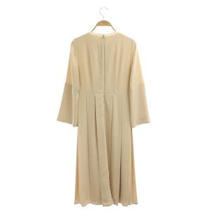 CELFORD ワンピース 長袖 プリーツ ロング バックサテン クルーネック 34 ベージュ