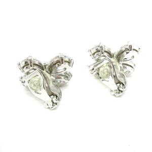 FOXEY イヤリング フラワー ラインストーン シルバー色