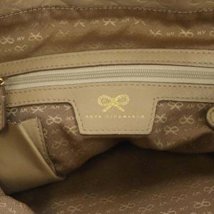 ANYA HINDMARCH トートバッグ 2WAY ショルダーバッグ 型押し レザー チャームストラップ ベージュ