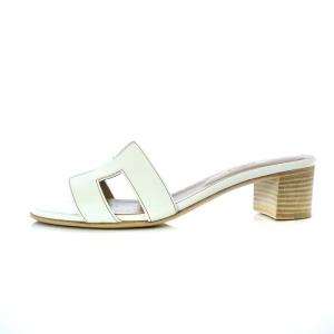 HERMES 21SS 071002Z OASIS サンダル Hロゴ レザー 23cm 白