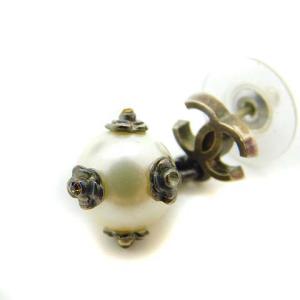 CHANEL 11P ピアス ココマーク パール カメリア 白