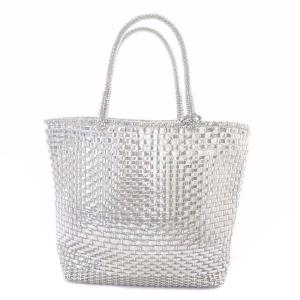 イントレッチオ ワイヤー トートバッグ シルバー色