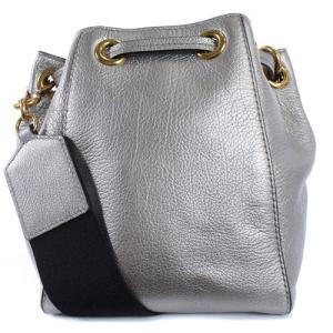 MARC JACOBS 巾着 レザーショルダーバッグ ロゴ シルバー色