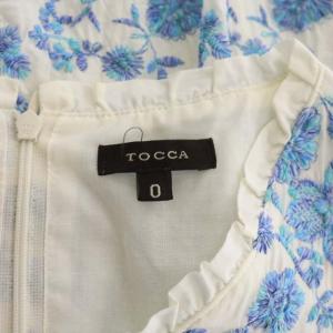 TOCCA AZALEA FLOWER ドレス ワンピース 膝丈 ノースリーブ 花柄刺繍 フリル Vネック 0 青 白 ブルー ホワイト