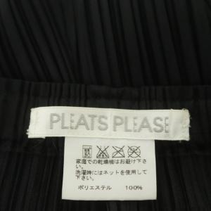 PLEATS PLEASE ISSEY MIYAKE プリーツテーパードパンツ クロップド 4 ブラック