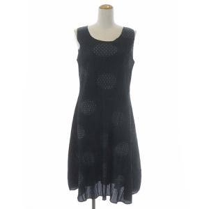 イッセイミヤケ マルチドットプリーツノースリーブワンピース ロング フレア 4 グレー ブラック