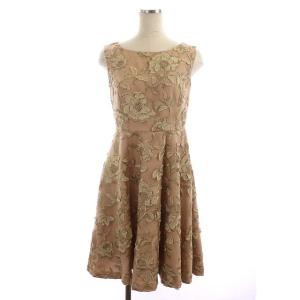 ノースリーブワンピ ース フレア 膝丈 クルーネック 刺繍 チュール 36 ベージュ