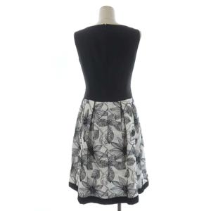 M'S GRACY ワンピース フレア 膝丈 タック ノースリーブ ボートネック フラワー刺繍 38 ブラック ホワイト