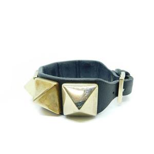 VALENTINO GARAVANI ブレスレット ロックスタッズ レザー 黒 ブラック