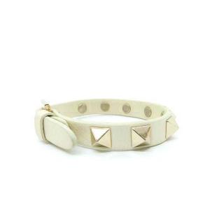 VALENTINO GARAVANI ブレスレット ロックスタッズ レザー ライトベージュ