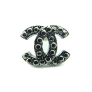 CHANEL スタッドピアス ココマーク ラインストーン グレー