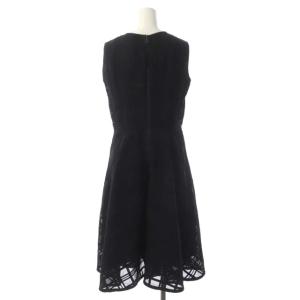 TO BE CHIC フレアワンピース 膝丈 ノースリーブ クルーネック 総柄 シアー 40 黒 ブラック