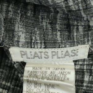 PLEATS PLEASE ISSEY MIYAKE イッセイミヤケ プリーツ 総柄 ショートスリーブ トップス カットソー 半袖 3 グレー