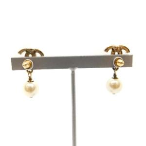 CHANEL 11V ピアス ココマーク パール ゴールド色