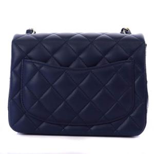 CHANEL ミニマトラッセ チェーンショルダーバッグ ラムスキン ココマーク シルバー金具 紺 22番台
